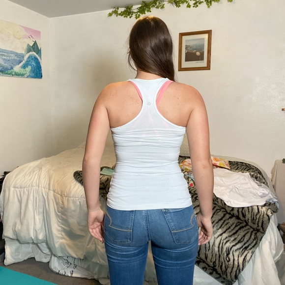 Lululemon razorback white tanktop - Picture 3 of 4